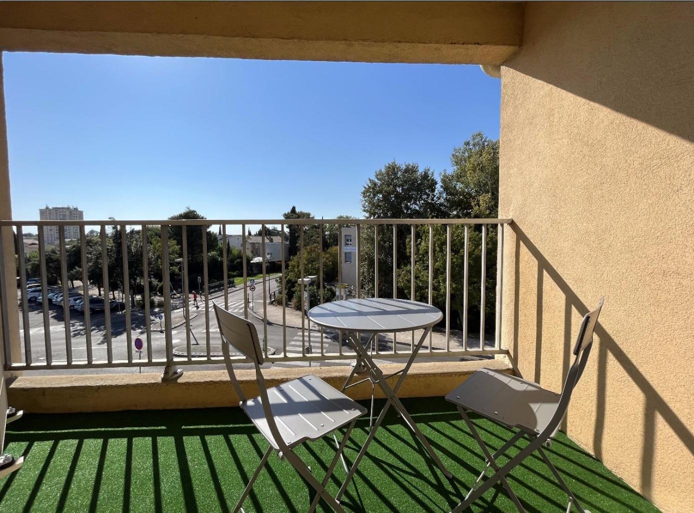 Confortable Appartement Pres D'Avignon Le Pontet  Eksteriør bilde